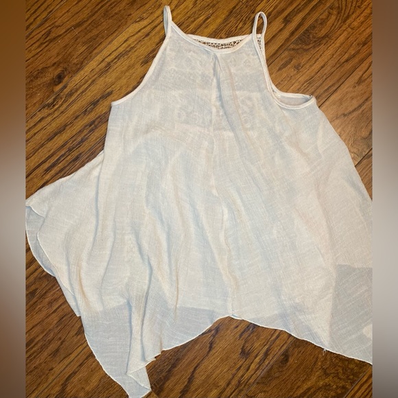 Rebellion• Handkerchief Style Flowy Tank Top• Size Small - Picture 7 of 8